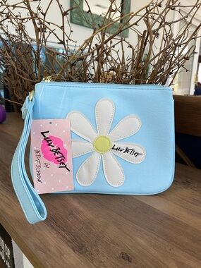 Luv Betsey Daisy Wristlet NWT